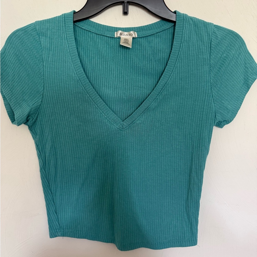 Bozzolo Teal Ribbed V-Neck Crop Top